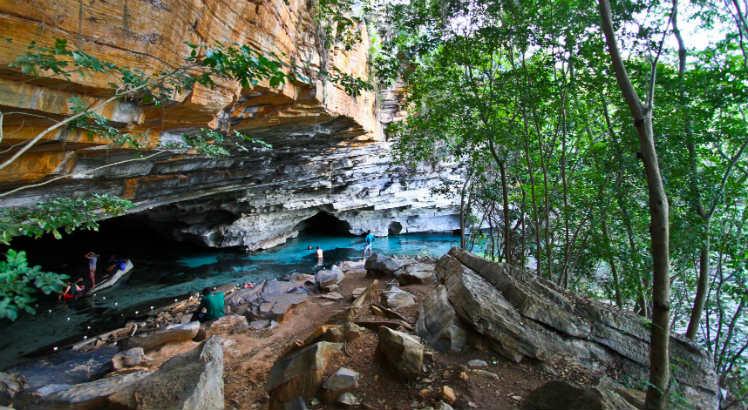 SÃO JOÃO: Chapada Diamantina: Lençóis > Cachoeira do Mosquito + Pratinha, Morro do Pai Inácio + Ribeirão do meio + Mucugezinho + Gruta da Lapa Doce